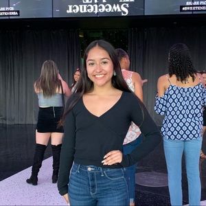 Meet your Posher, Kaylee